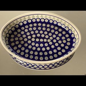 POLISH POTTERY MEDIUM OVAL BAKER
